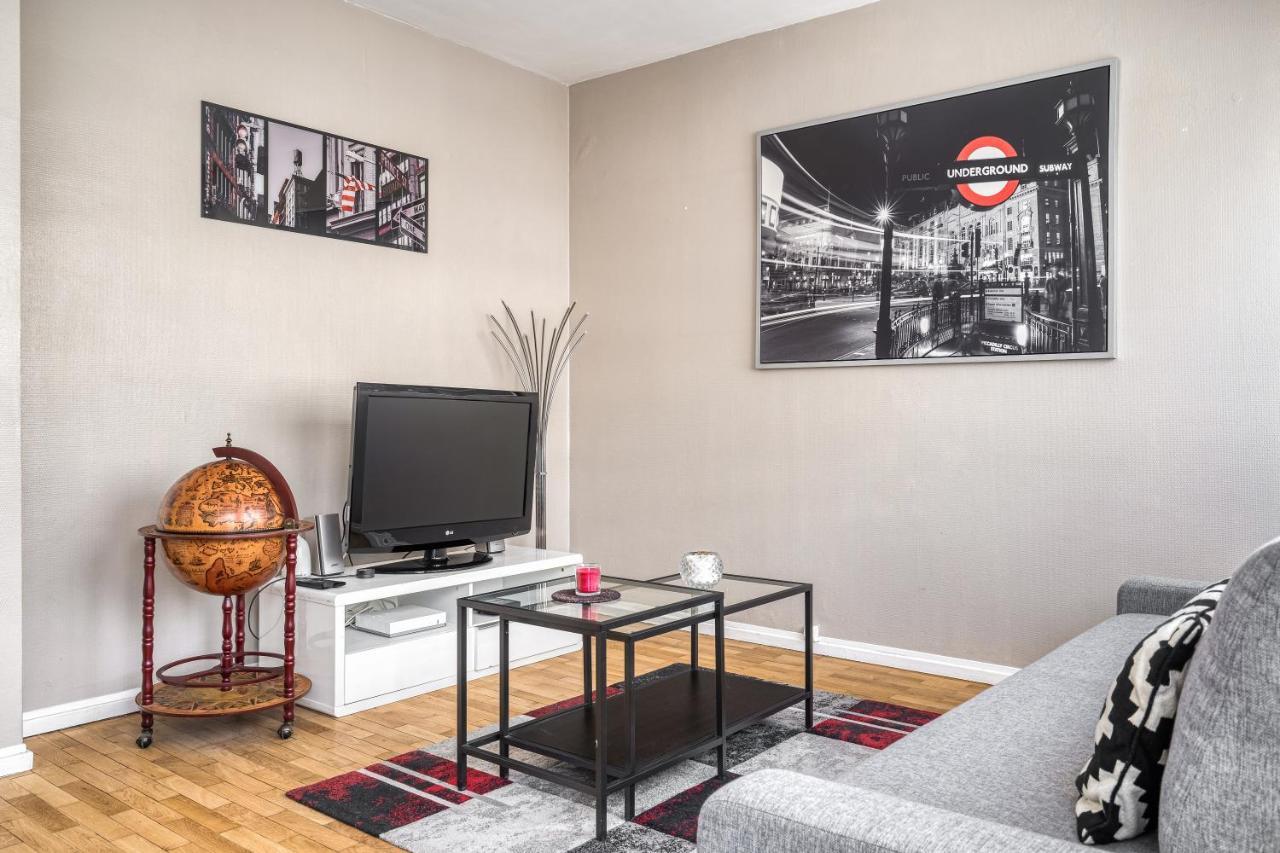 Superbe Apart 2 Rooms Lumineaux Parking Casa リヨン エクステリア 写真